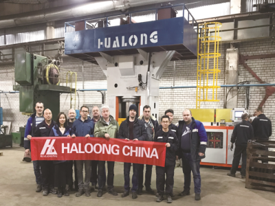 鄭州華隆螺旋壓力機(jī)為啥會(huì)走出國(guó)門？